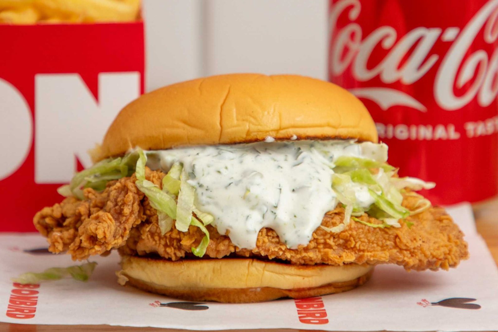 CLASSIC CHICKEN BURGER MEAL